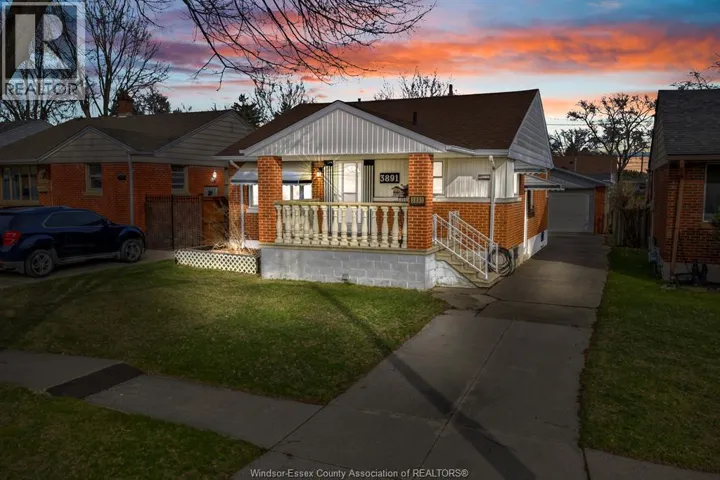3891 VAUGHAN STREET, Windsor, Ontario N9C1Z6
