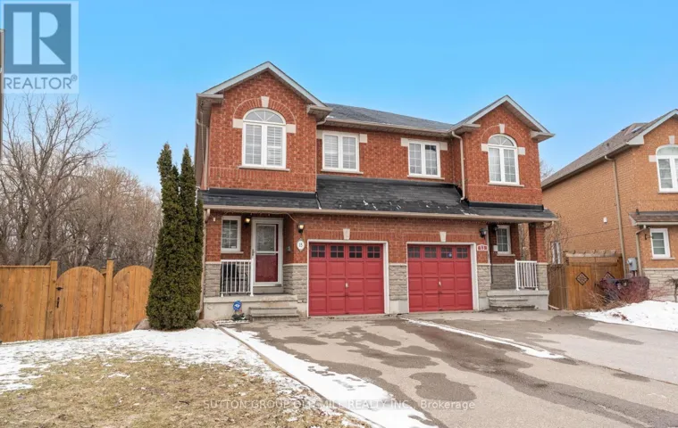 15 KATRINA COURT, Toronto (Rustic), Ontario M6L3G3