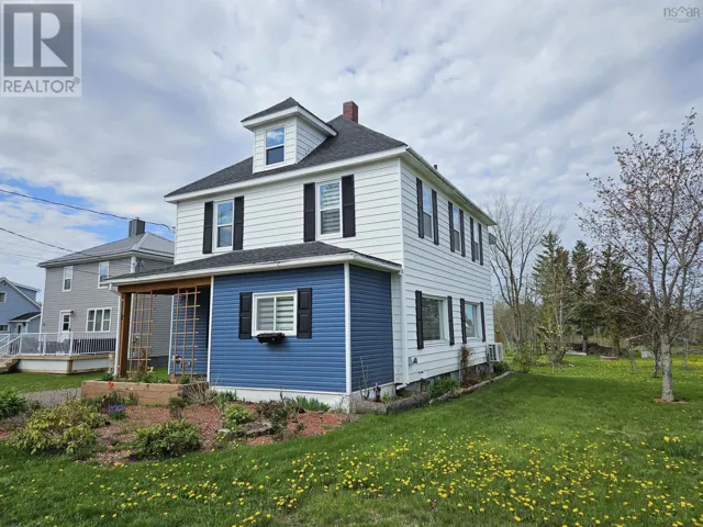 37 Morris Street, Springhill, Nova Scotia B0M1X0