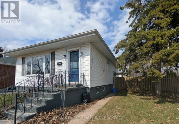 155 CARRUTHERS AVENUE, Kingston (Central City East), Ontario K7L1M8