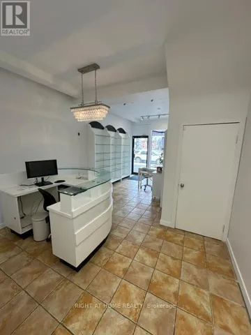 2400 KINGSTON ROAD, Toronto (Birchcliffe-Cliffside), Ontario M1N1V2