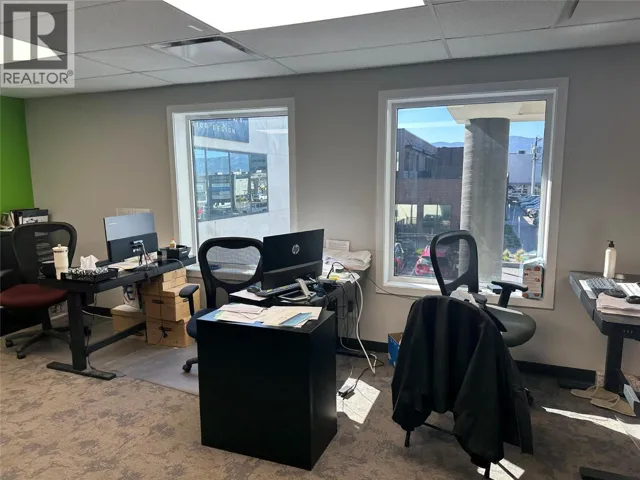 1751 Harvey Avenue Unit# 222, Kelowna, British Columbia V1Y6G4