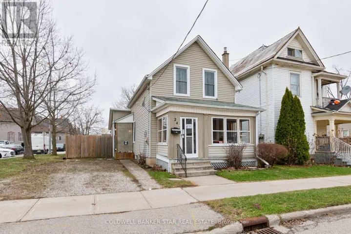 24 HIAWATHA STREET, St. Thomas, Ontario N5P2T2