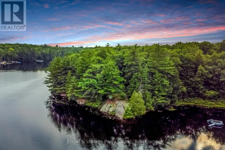 16 GILES ROAD, Seguin, Ontario P2A0B2