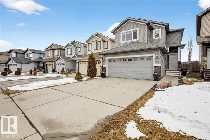 17023 38 ST NW NW, Edmonton, Alberta T5Y3S1