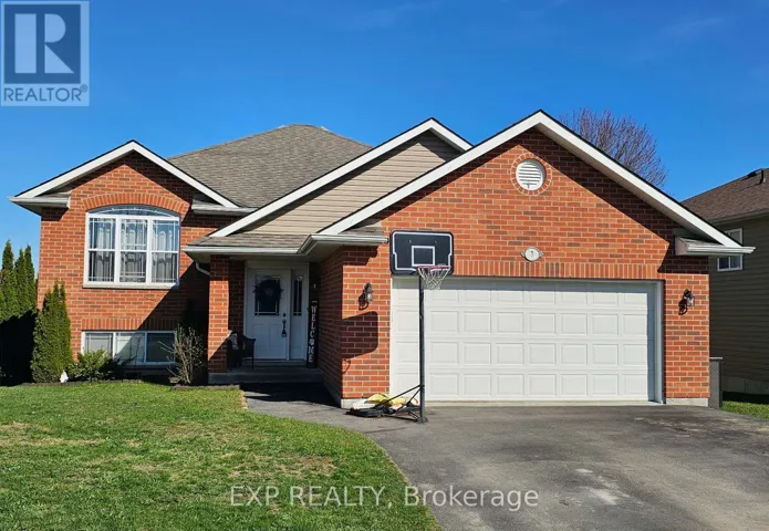 7 ROSEWOOD DRIVE, Quinte West (Frankford Ward), Ontario K0K2C0