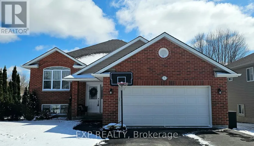 7 ROSEWOOD DRIVE, Quinte West (Frankford Ward), Ontario K0K2C0