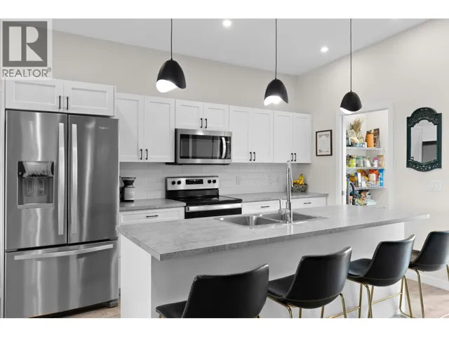 8900 Jim Bailey Road Unit# Lot 74, Kelowna, British Columbia V4V1E5