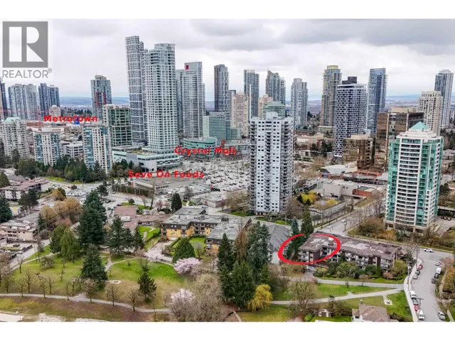 304 4345 GRANGE STREET, Burnaby, British Columbia V5H1P4