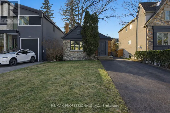 168 THE KINGSWAY, Toronto (Kingsway South), Ontario M8X2V6