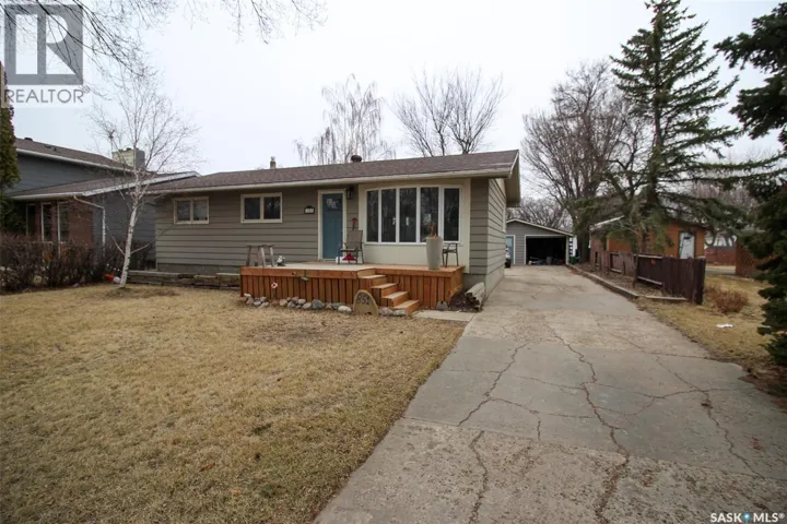 851 2nd STREET E, Shaunavon, Saskatchewan S0N2M0