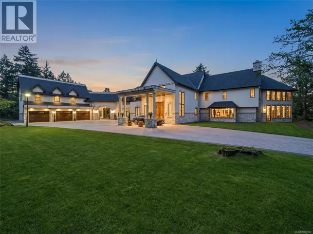 1708 Woodsend Dr, Saanich, British Columbia V9E1H7