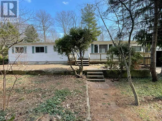902 WHITE CEDAR DR. - 35791 BAYFIELD RIVER ROAD, Central Huron (Goderich), Ontario N0M1G0