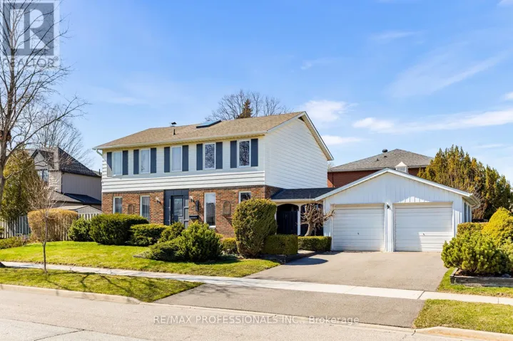 1893 STONEPATH CRESCENT, Mississauga (Applewood), Ontario L4X1Y1