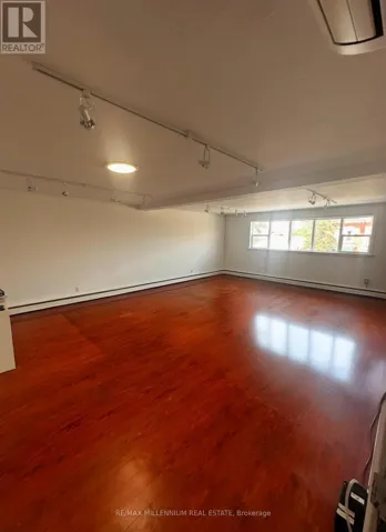 UPPER#1 - 224 QUEEN STREET S, Mississauga (Streetsville), Ontario L5M1L5
