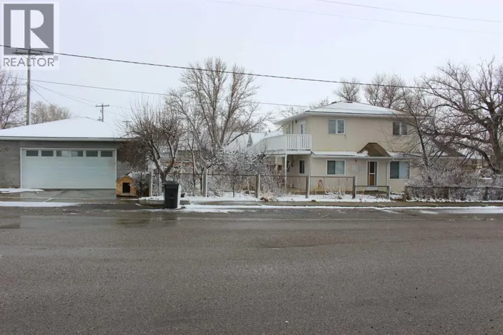 241 Crescent Avenue, Picture Butte, Alberta T0K1V0