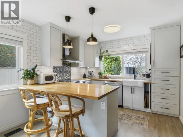 1 3031 WILLIAMS ROAD, Richmond, British Columbia V7E1H9