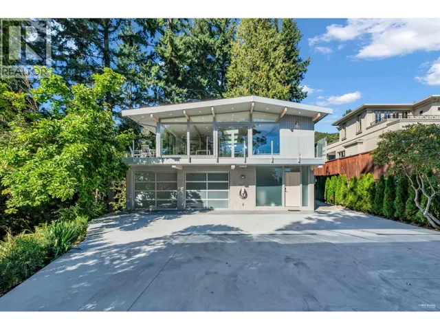 4138 BURKEHILL ROAD, West Vancouver, British Columbia V7V3M4
