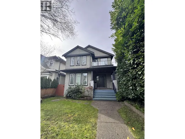 2922 W 41 AVENUE, Vancouver, British Columbia V6N3C1