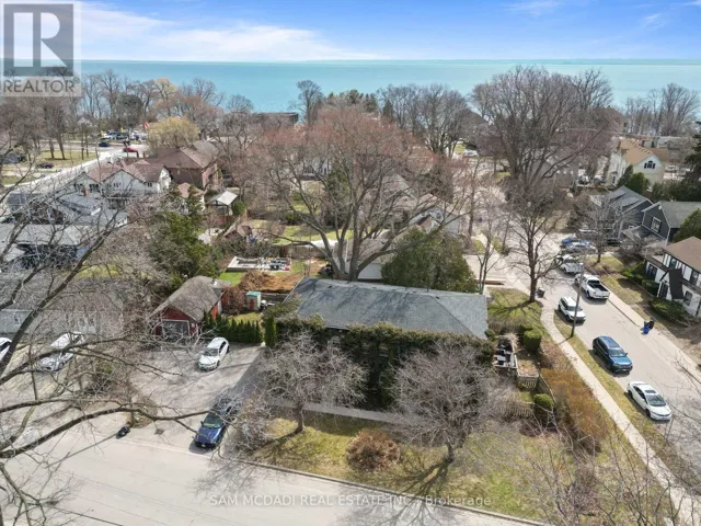 2432 FIRST STREET, Burlington (Brant), Ontario L7R1C6