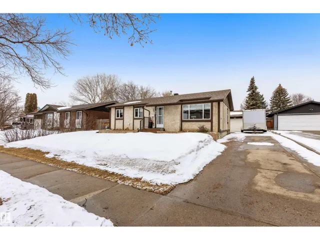 49 ST VITAL AV, St. Albert, Alberta T8N1K7