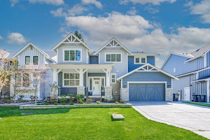 2870 203 STREET, Langley, British Columbia V2Z0B4