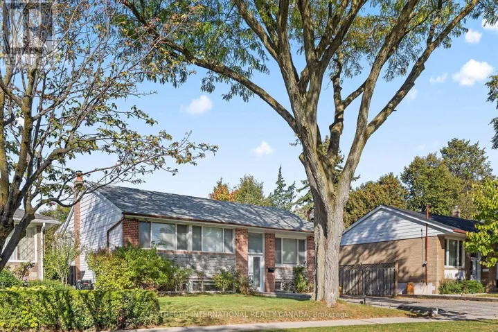 108 LYNEDOCK CRESCENT, Toronto (Parkwoods-Donalda), Ontario M3A2B1