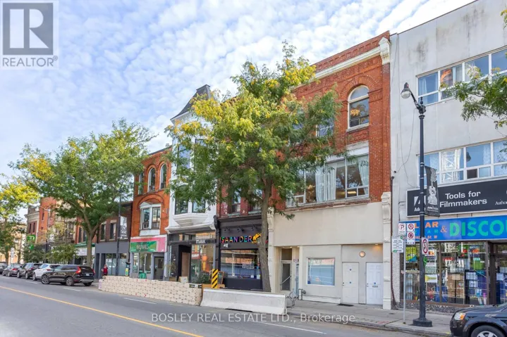 2963 DUNDAS STREET W, Toronto (Junction Area), Ontario M6P1Z2