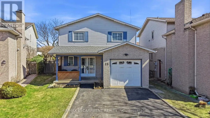 15 FINCH PLACE, Hamilton (Bruleville), Ontario L9A5C2