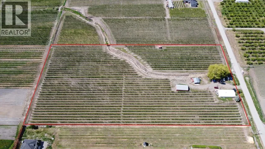 696 Lowe Drive, Cawston, British Columbia V0X1C2
