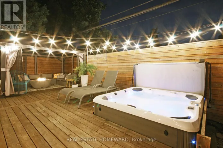 12 ATHLONE ROAD, Toronto (East York), Ontario M4J4H2