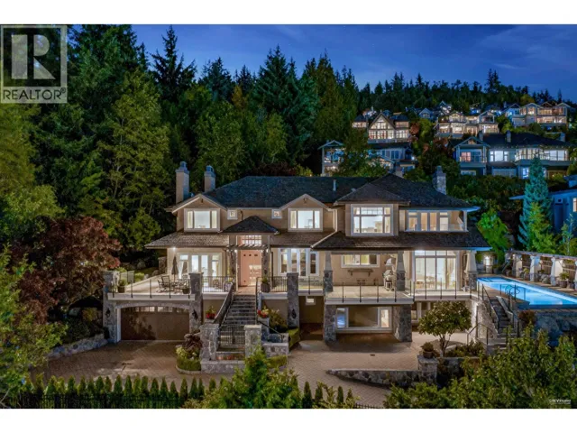 2495 HUDSON COURT, West Vancouver, British Columbia V7S3J2