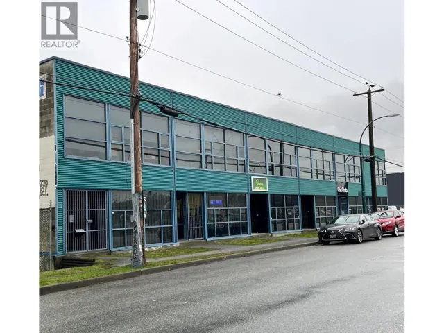 1262 VERNON DRIVE, Vancouver, British Columbia V6A4C9