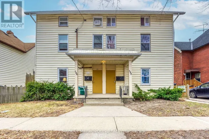 2 - 132 FORSYTH STREET S, Sarnia, Ontario N7T3A7