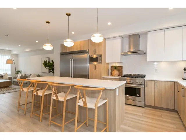 15 17538 100 AVENUE, Surrey, British Columbia V4N6X3