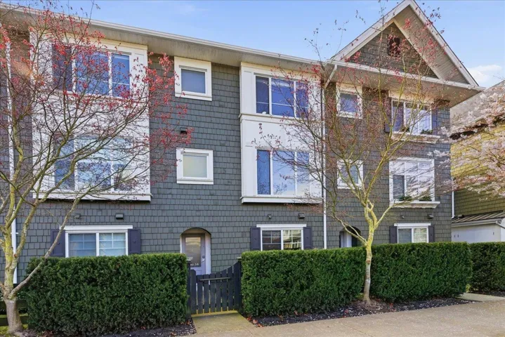 14 288 171 STREET, Surrey, British Columbia V3Z9P5