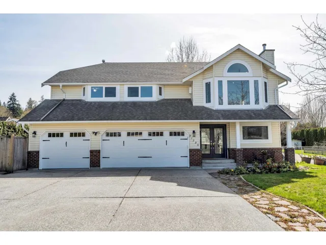 21720 50 AVENUE, Langley, British Columbia V3A3T3