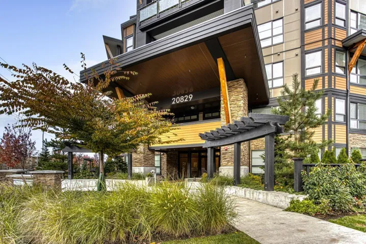 503 20829 77A AVENUE, Langley, British Columbia V2Y0Y5