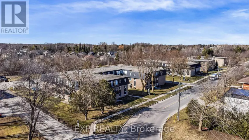 1 - 633 BARBER AVENUE N, North Perth (Listowel), Ontario N4W1S4