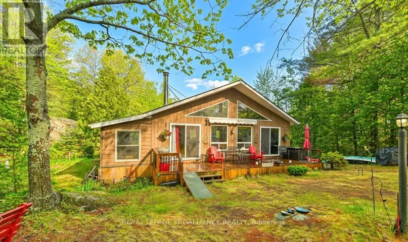 1079 LEMKE LANE, North Frontenac (Frontenac North), Ontario K0H1J0