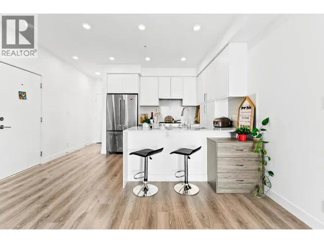 505 700 CLARKE ROAD, Coquitlam, British Columbia V3J0K5