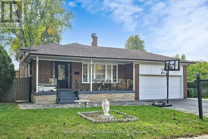 55 LESGAY CRESCENT, Toronto (Don Valley Village), Ontario M2J2J2
