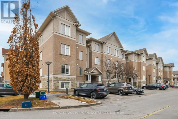 4 - 224 PASEO PRIVATE, Ottawa, Ontario K2G4N7