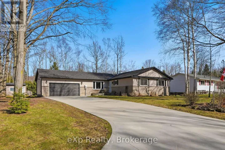 90 MAPLEPORT CRESCENT, South Bruce Peninsula, Ontario N0H2G0
