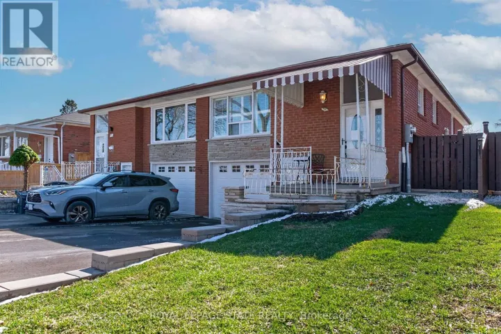 57 STARVIEW DRIVE, Toronto (Humberlea-Pelmo Park), Ontario M9M1K7
