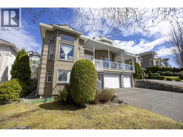 2551 SAPPHIRE PLACE, Coquitlam, British Columbia V3E2Z1
