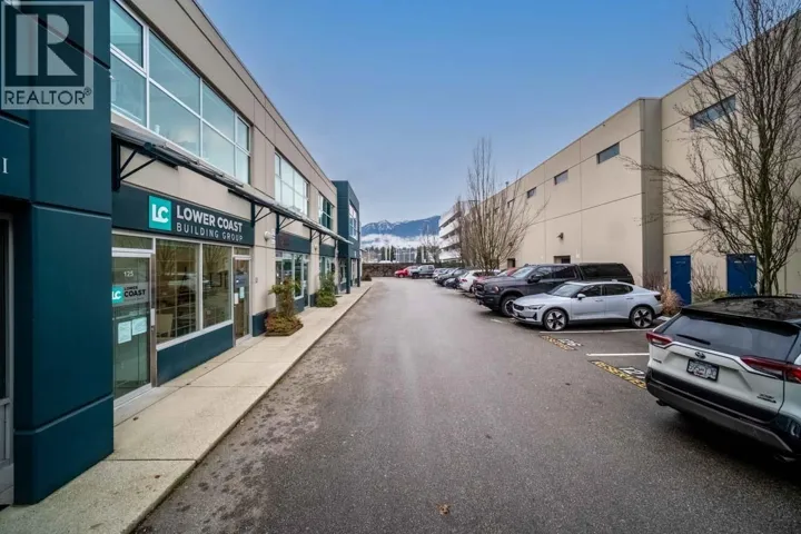 122&224 998 HARBOURSIDE DRIVE, North Vancouver, British Columbia V7P3T2