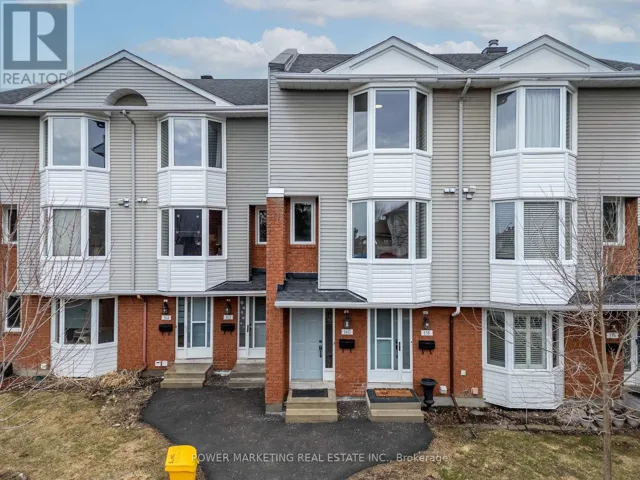 160 RUSHFORD PRIVATE, Ottawa, Ontario K1T3C8