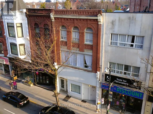 2963 DUNDAS STREET W, Toronto (Junction Area), Ontario M6P1Z2