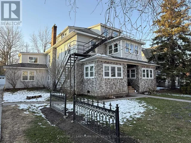 4 - 47 KING STREET, Prince Edward County (Picton Ward), Ontario K0K2T0